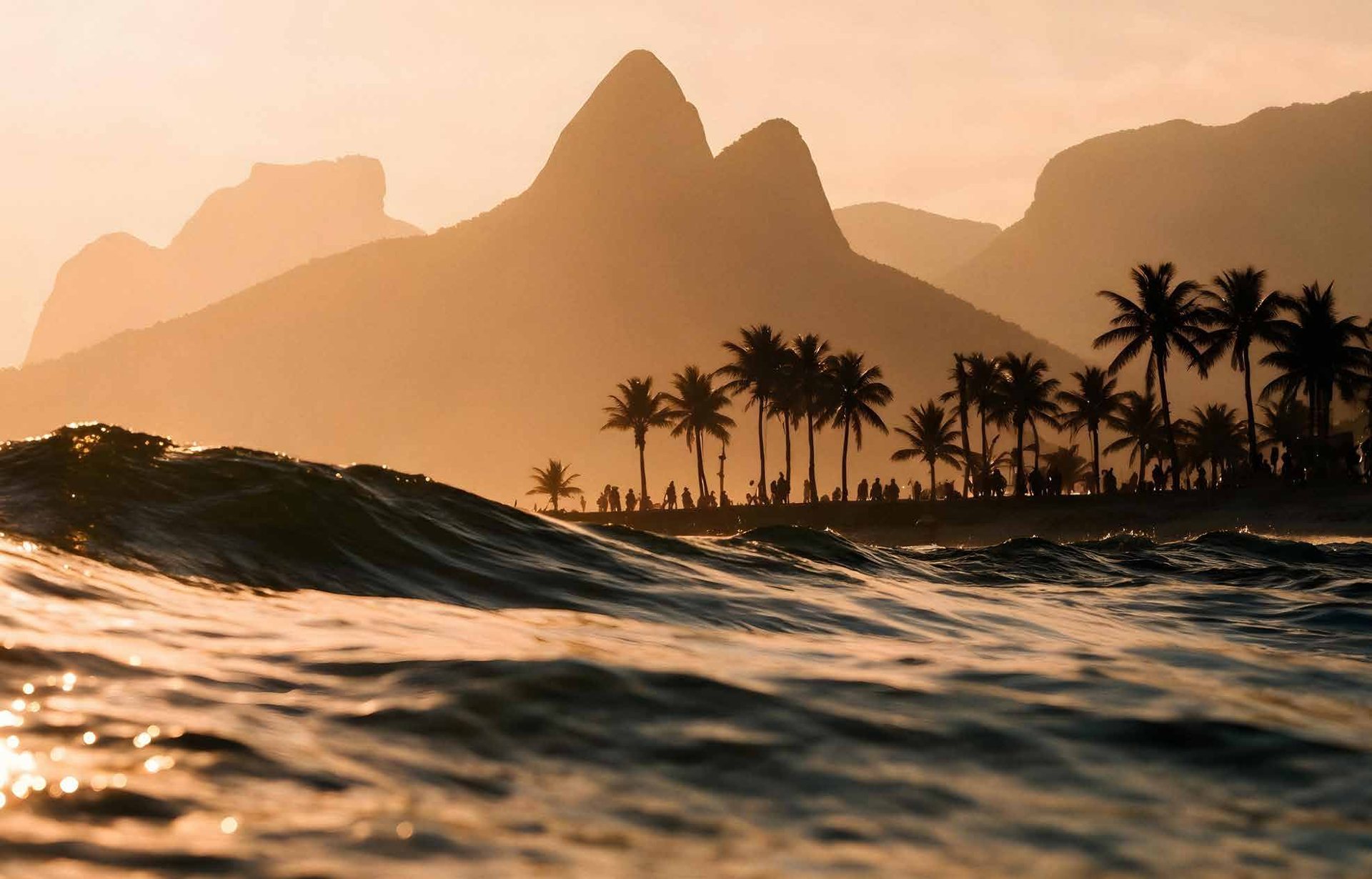 Ondas e o Dois Irmãos